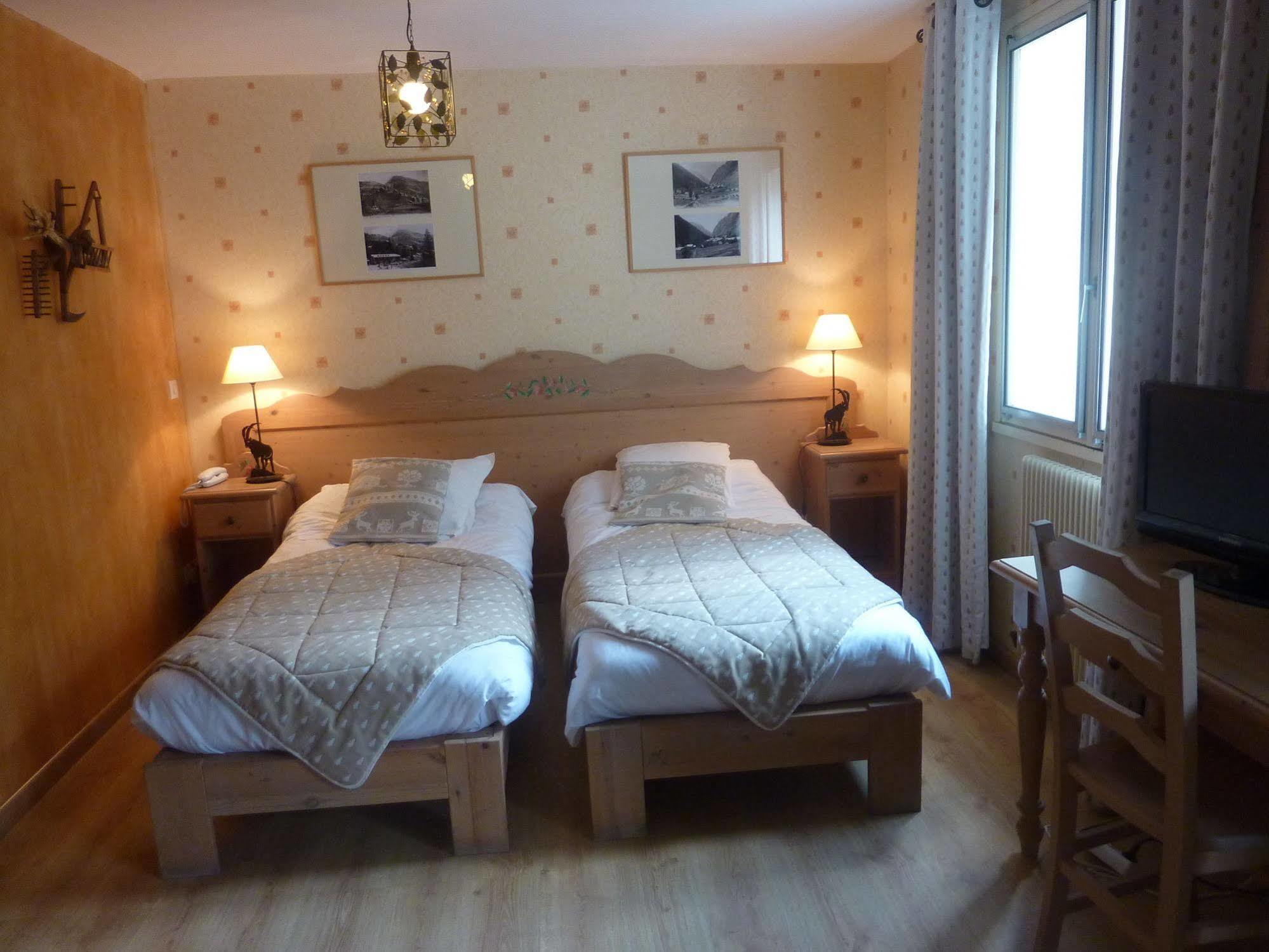 Les Agneaux Hotel Villar-d'Arene Bagian luar foto